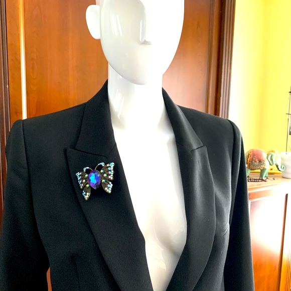 Large shiny blue crystal butterfly brooch pin back - Picture 5 of 13